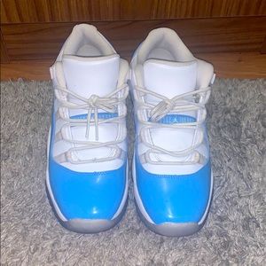 UNC RETRO 11s